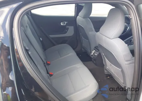 2021 Polestar 2 Launch Edition z USA, uszkodzony, nr VIN LPSED3KA5ML014491